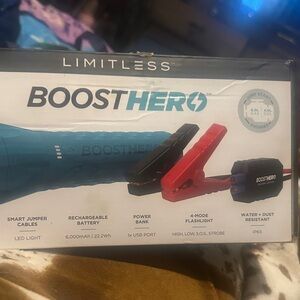 BoostHero Power Bank with Smart Jumper Cables